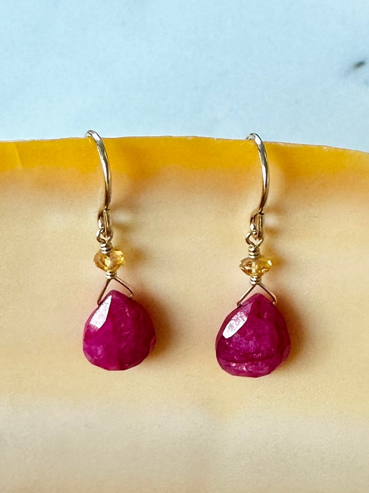 The Lisa Earring in Ruby With Citrine