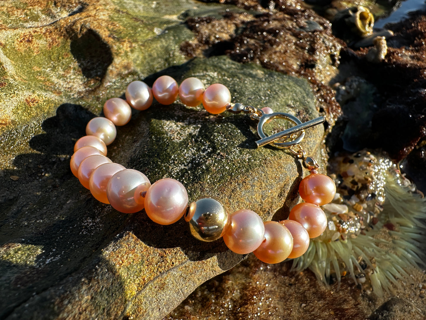 The Grace Bracelet in Pink Freshwater Pearl